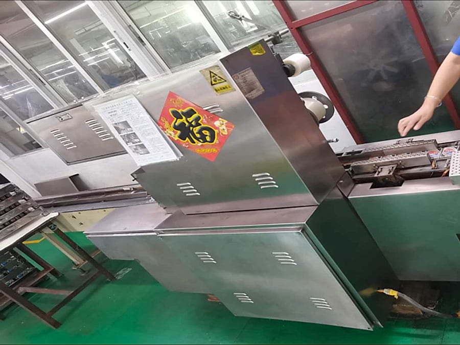 Tag Wrapping Machine